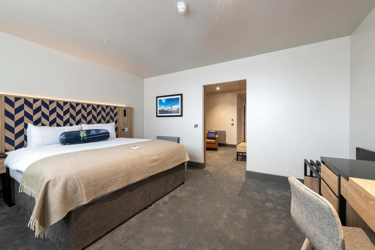 Executive Suite, 1 Super King Bed, Sofa Bed, Kitchenette